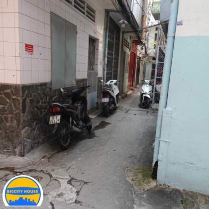 Bán nhà đường Cao Thắng, P5, Quận 3.