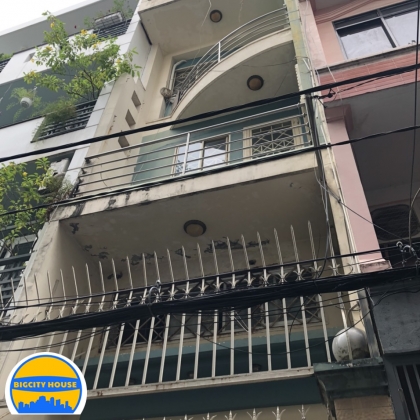 Bán nhà hẻm Nguyễn Đình Chiểu P.2 Q.3 