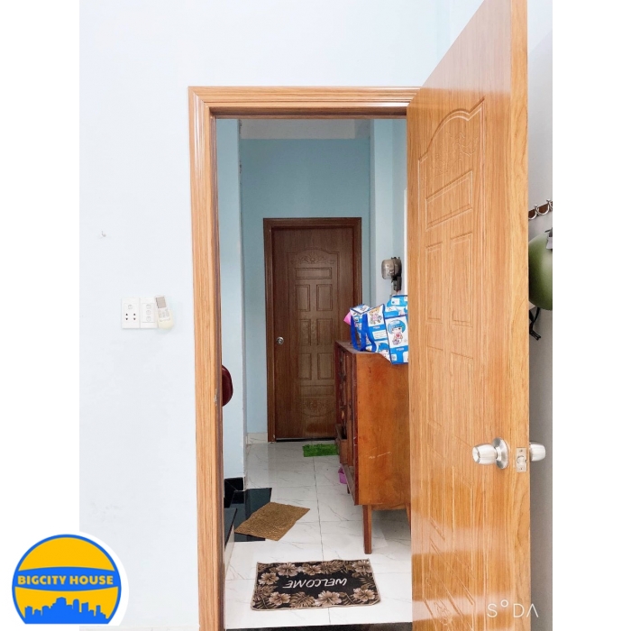 NHÀ HẺM XE HƠI 606 BA THÁNG HAI , P14, Q10 8 TỶ TL