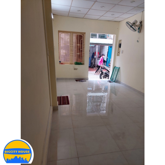 BÁN NHÀ HẺM  12 NGUYỄN ĐÌNH CHIỂU P.ĐAKAO Q.1